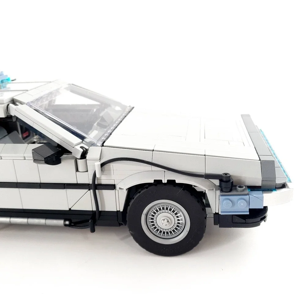 LEGO Icons: Back to the Future Time Machine (10300) Complete w/ Instructions